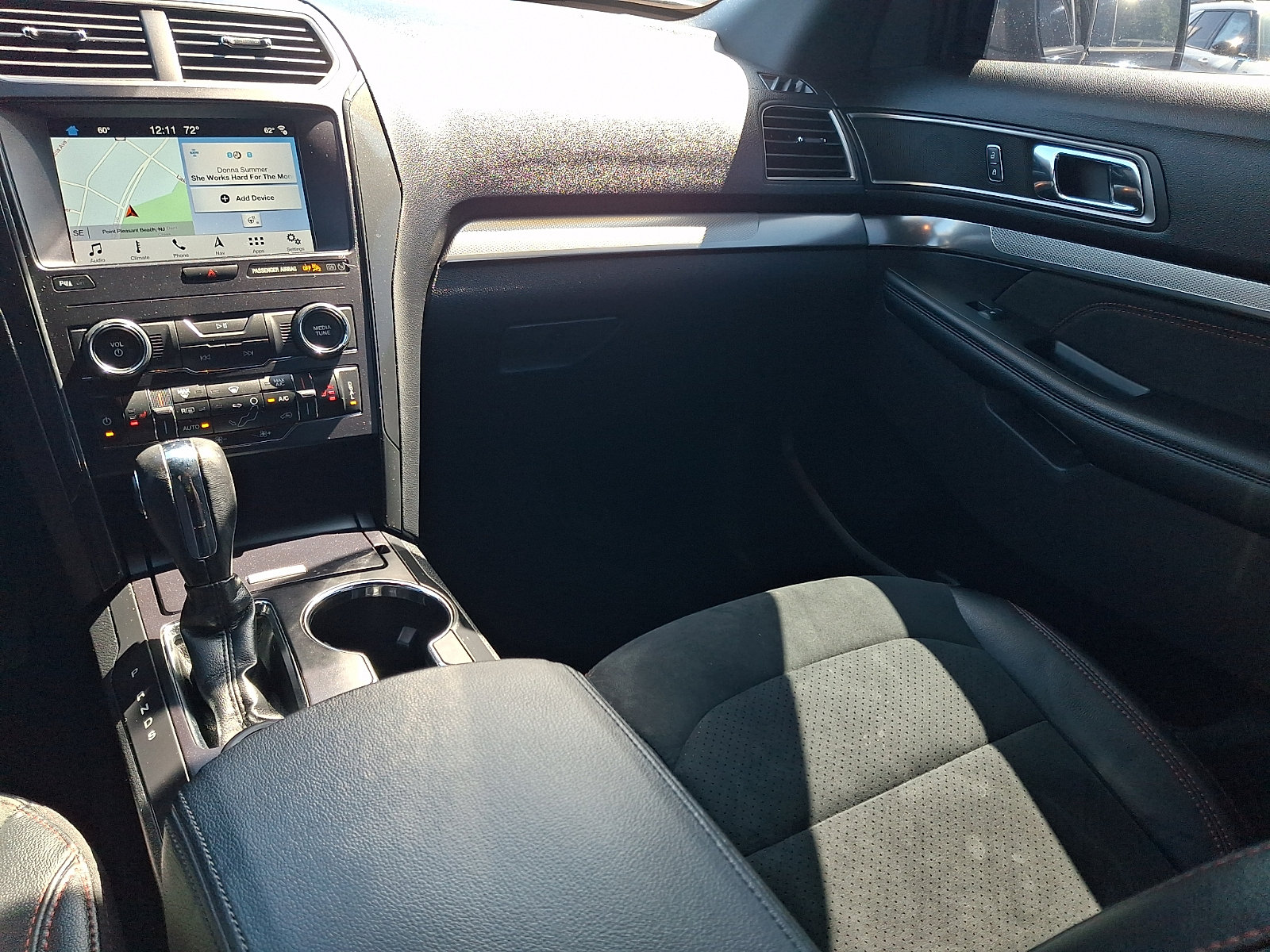 Certified 2019 Ford Explorer XLT w/ Equipment Group 202A AWD/4WD image 16