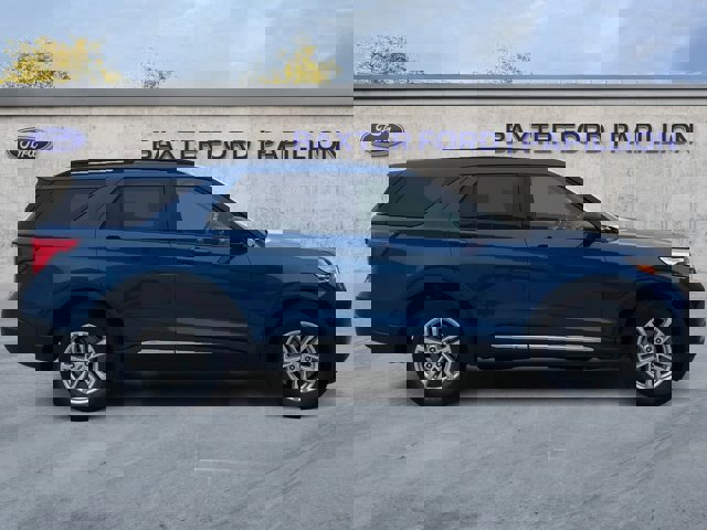Certified 2023 Ford Explorer XLT w/ Equipment Group 202A image 2
