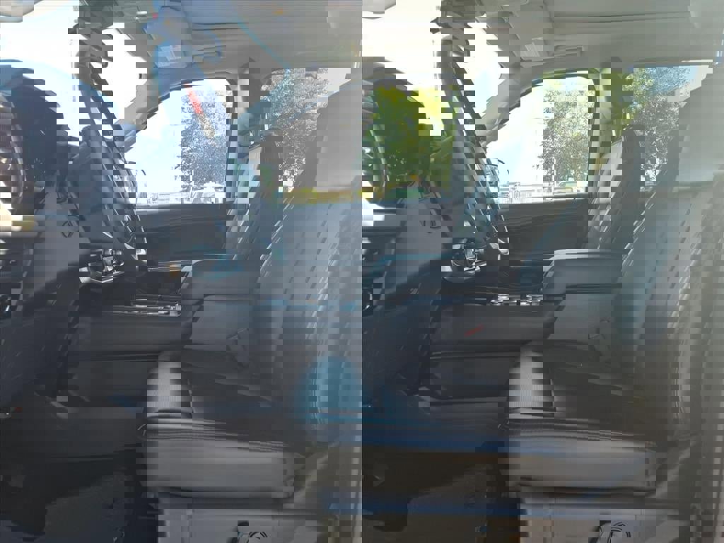 Certified 2024 Ford Expedition Max XLT image 23