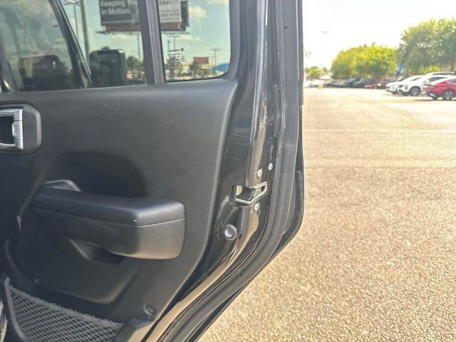 Used 2021 Jeep Wrangler Unlimited Sport AWD/4WD image 22