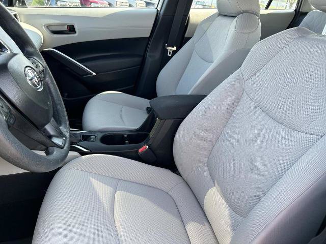 Used 2025 Toyota Corolla Cross L FWD image 27