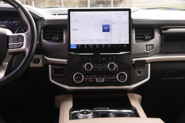 Certified 2024 Ford Expedition Max XLT image 25