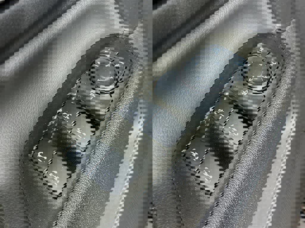 Used 2024 Chevrolet Equinox LT image 29