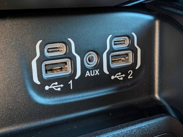 Used 2022 RAM 1500 Limited w/ Body-Colour Bumper Group AWD/4WD image 24