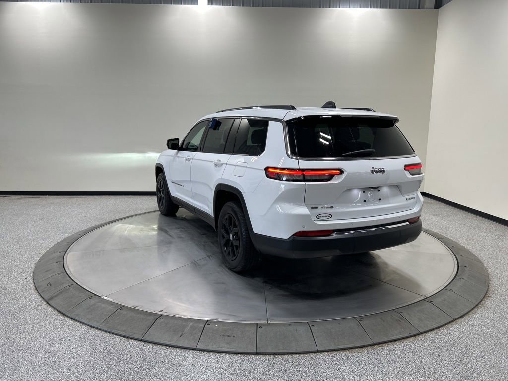 Used 2022 Jeep Grand Cherokee L Limited AWD/4WD image 9