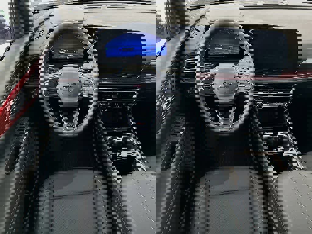 Used 2024 Chevrolet Traverse Z71 w/ LPO, Floor Liner Package image 13