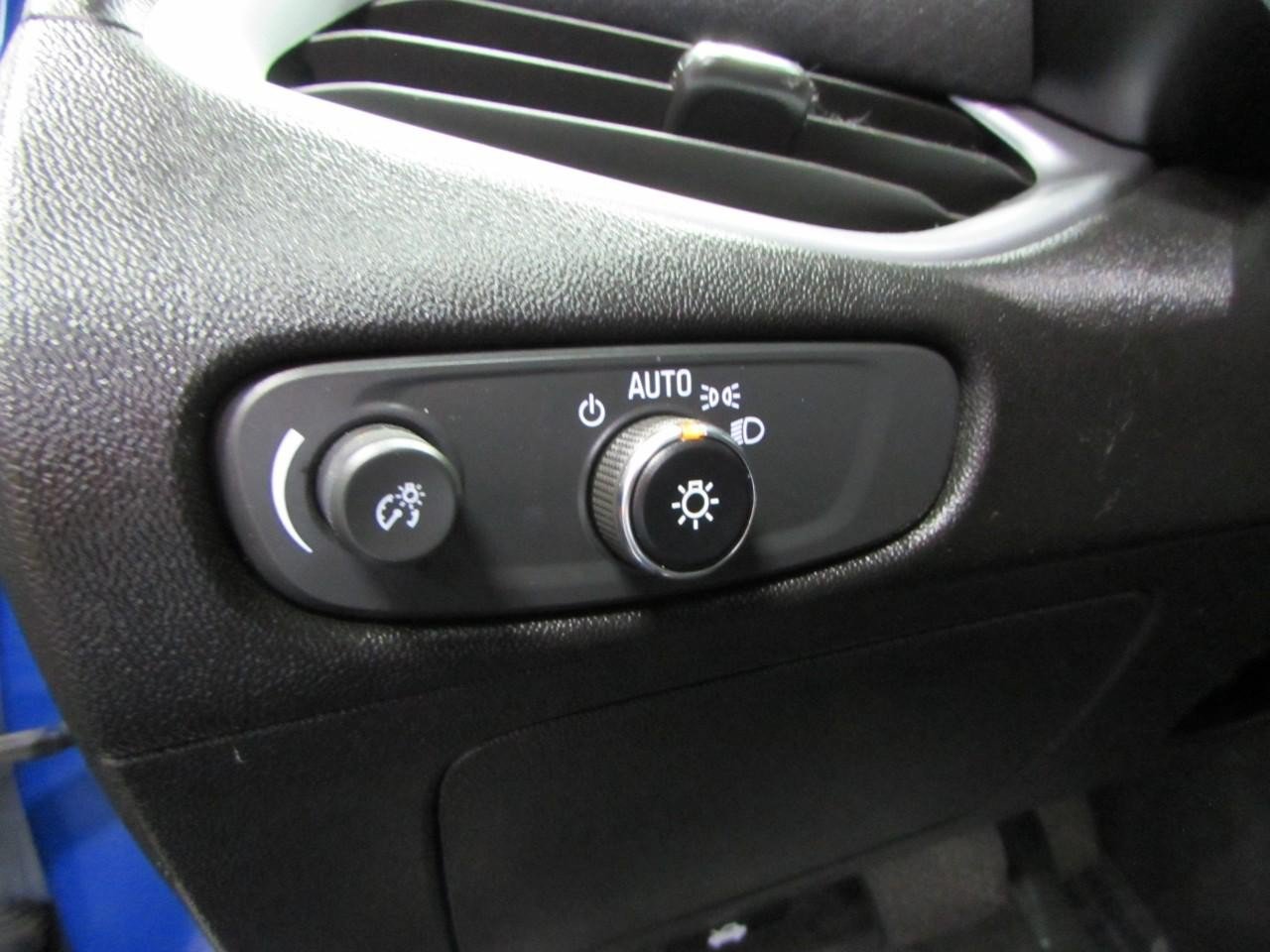 Used 2023 Chevrolet Malibu LT FWD image 22