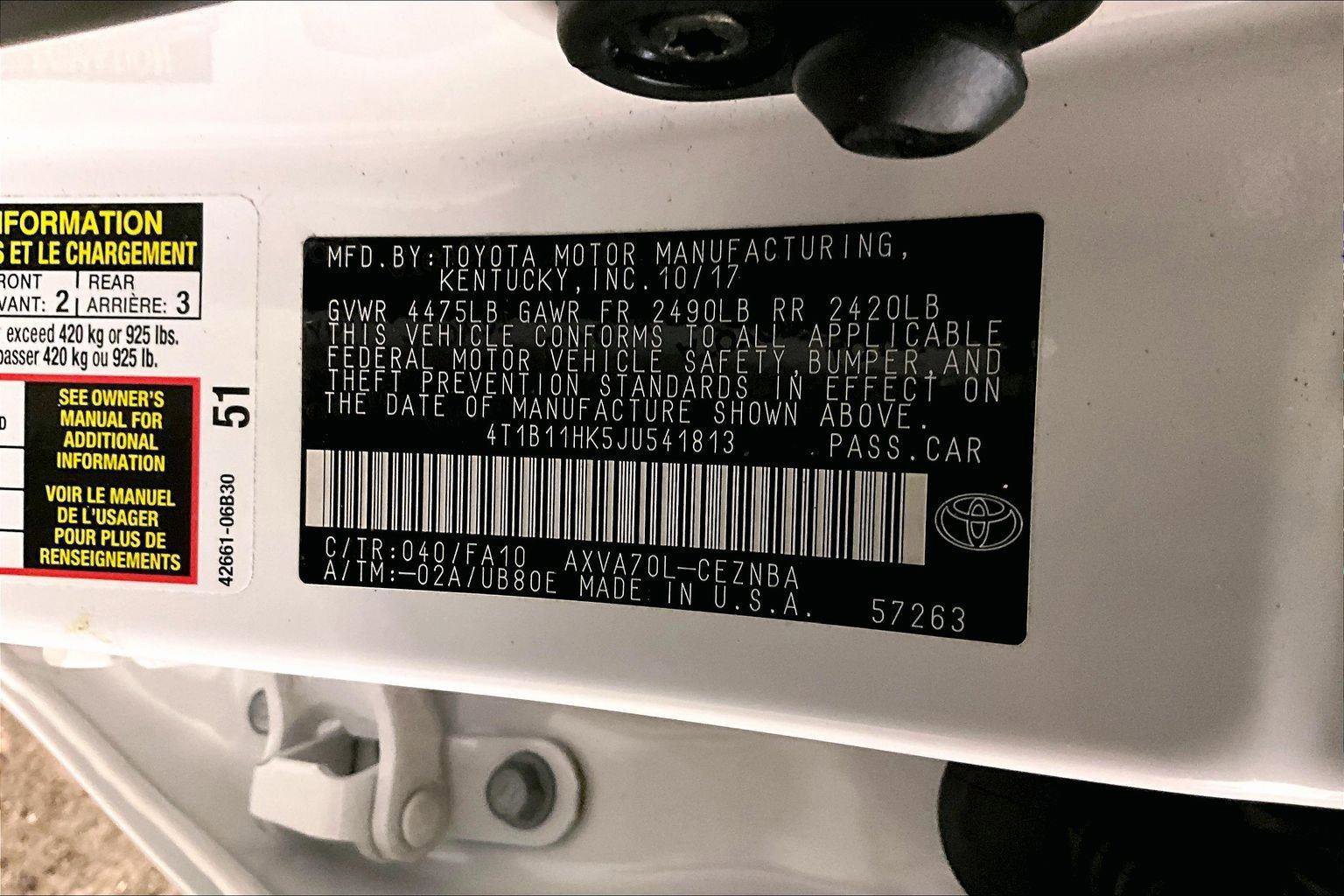 Used 2018 Toyota Camry LE image 32