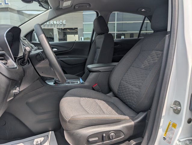 Used 2021 Chevrolet Equinox LT FWD image 11