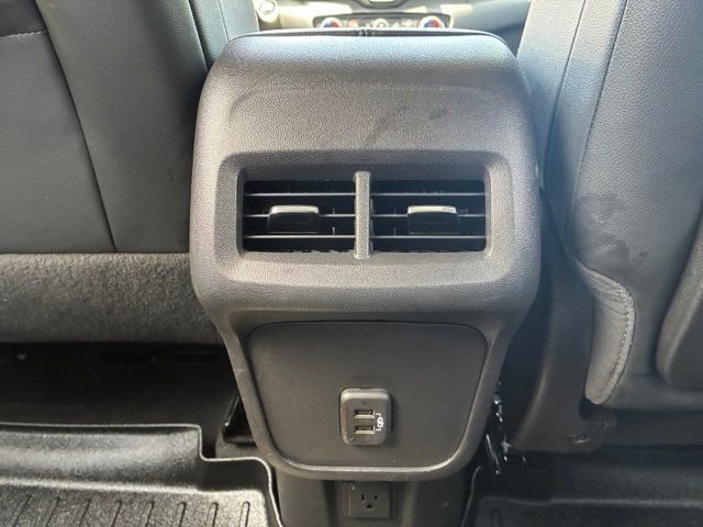 Used 2023 GMC Terrain SLT AWD/4WD image 14