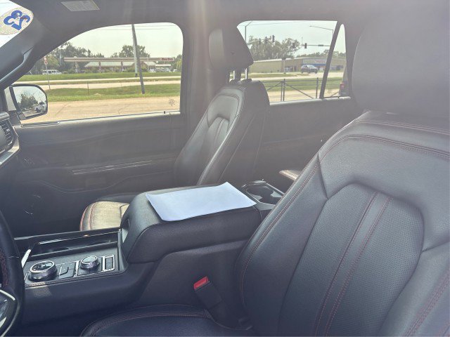 Certified 2023 Ford Expedition Limited AWD/4WD image 9