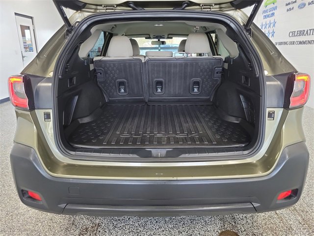 Used 2023 Subaru Outback Premium image 23