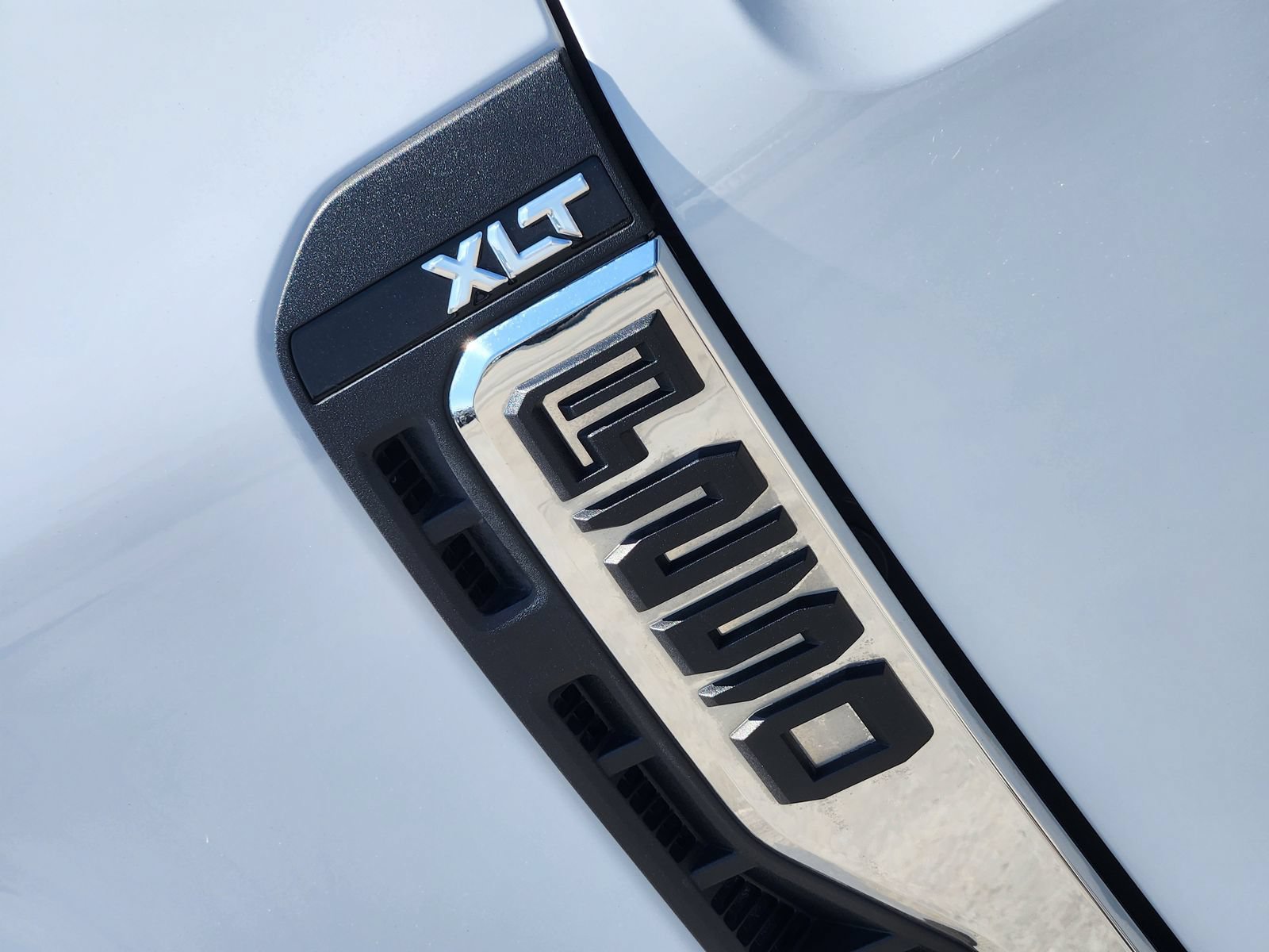 Certified 2024 Ford F250 XLT AWD/4WD image 9