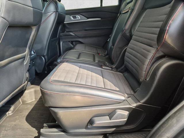 Certified 2025 Ford Explorer ST-Line RWD image 19