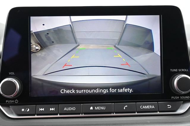Used 2025 Nissan Rogue SV FWD image 20
