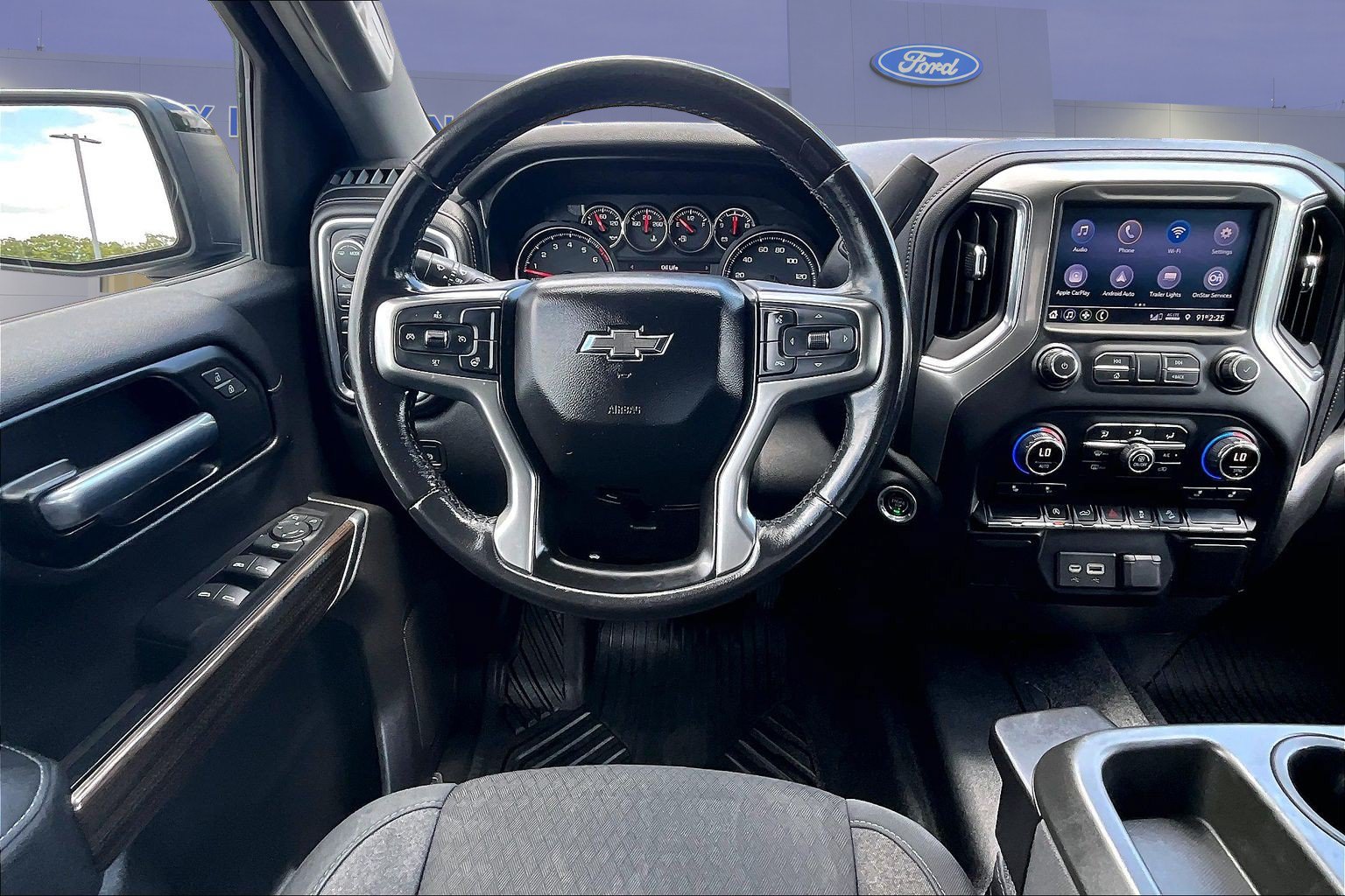 Used 2020 Chevrolet Silverado 1500 RST AWD/4WD image 9