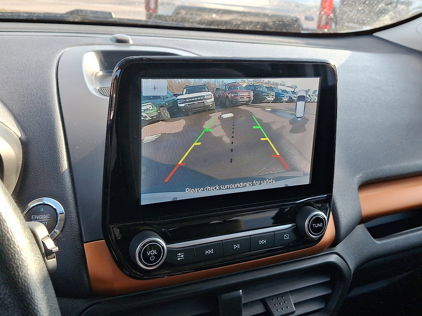 Certified 2022 Ford EcoSport SE w/ SE Appearance Package image 24