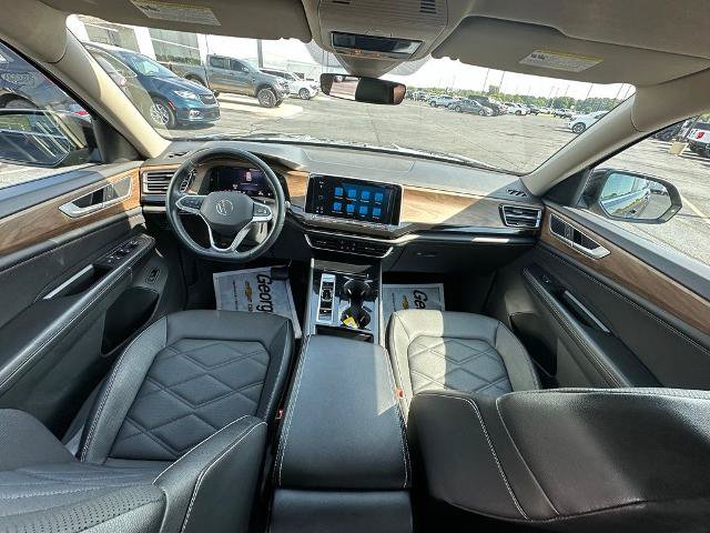 Used 2025 Volkswagen Atlas SE FWD image 5