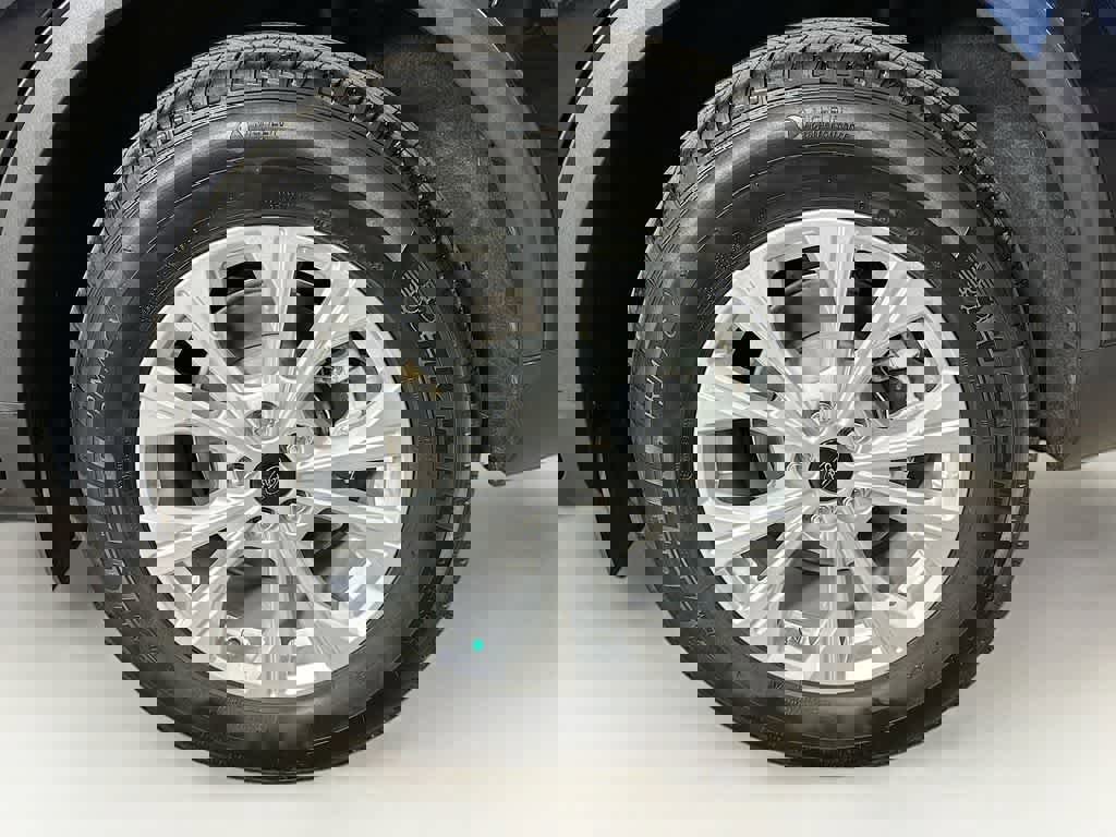 Certified 2023 Ford Escape Active image 11