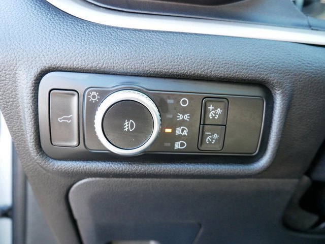 Certified 2022 Ford Explorer XLT w/ Equipment Group 202A image 11