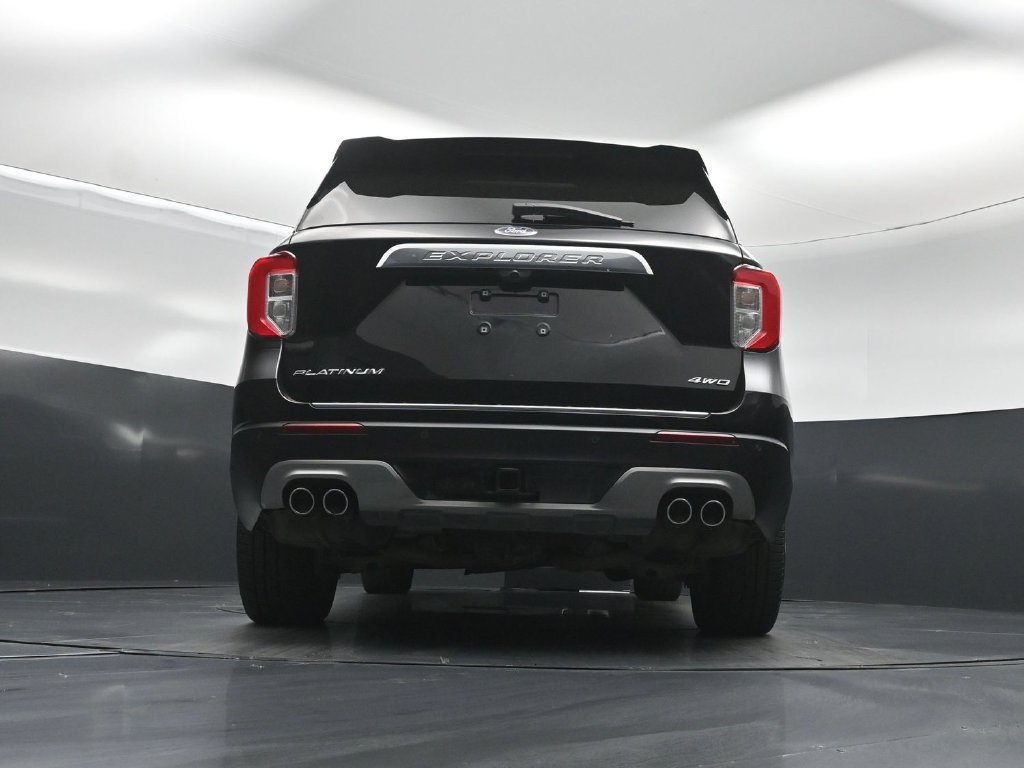 Certified 2022 Ford Explorer Platinum w/ Equipment Group 601A AWD/4WD image 50