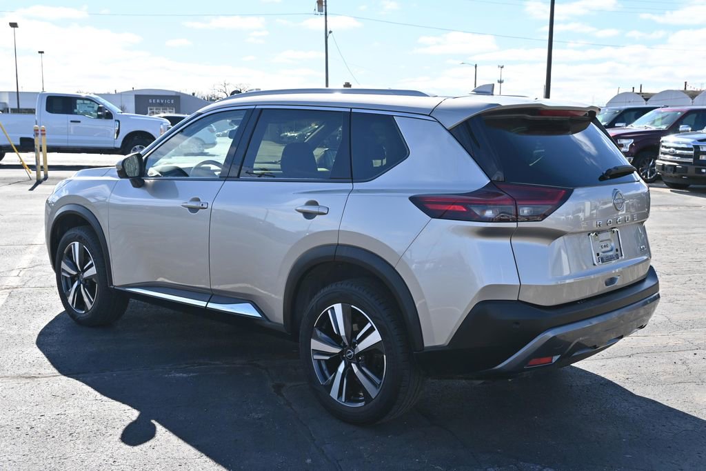 Used 2023 Nissan Rogue SL FWD image 11