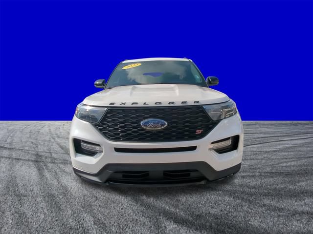 Certified 2023 Ford Explorer ST w/ Equipment Group 401A AWD/4WD image 9