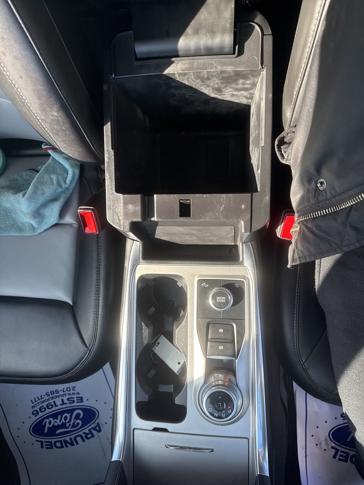 Certified 2022 Ford Explorer XLT w/ Equipment Group 202A image 19