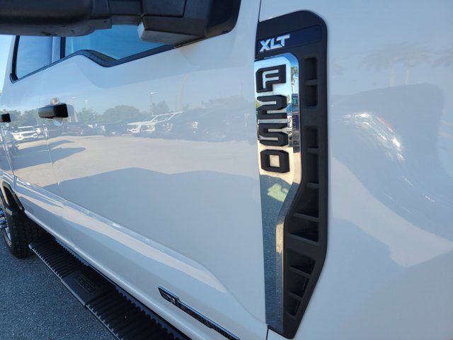 Certified 2023 Ford F250 XLT w/ FX4 Off-Road Package image 9