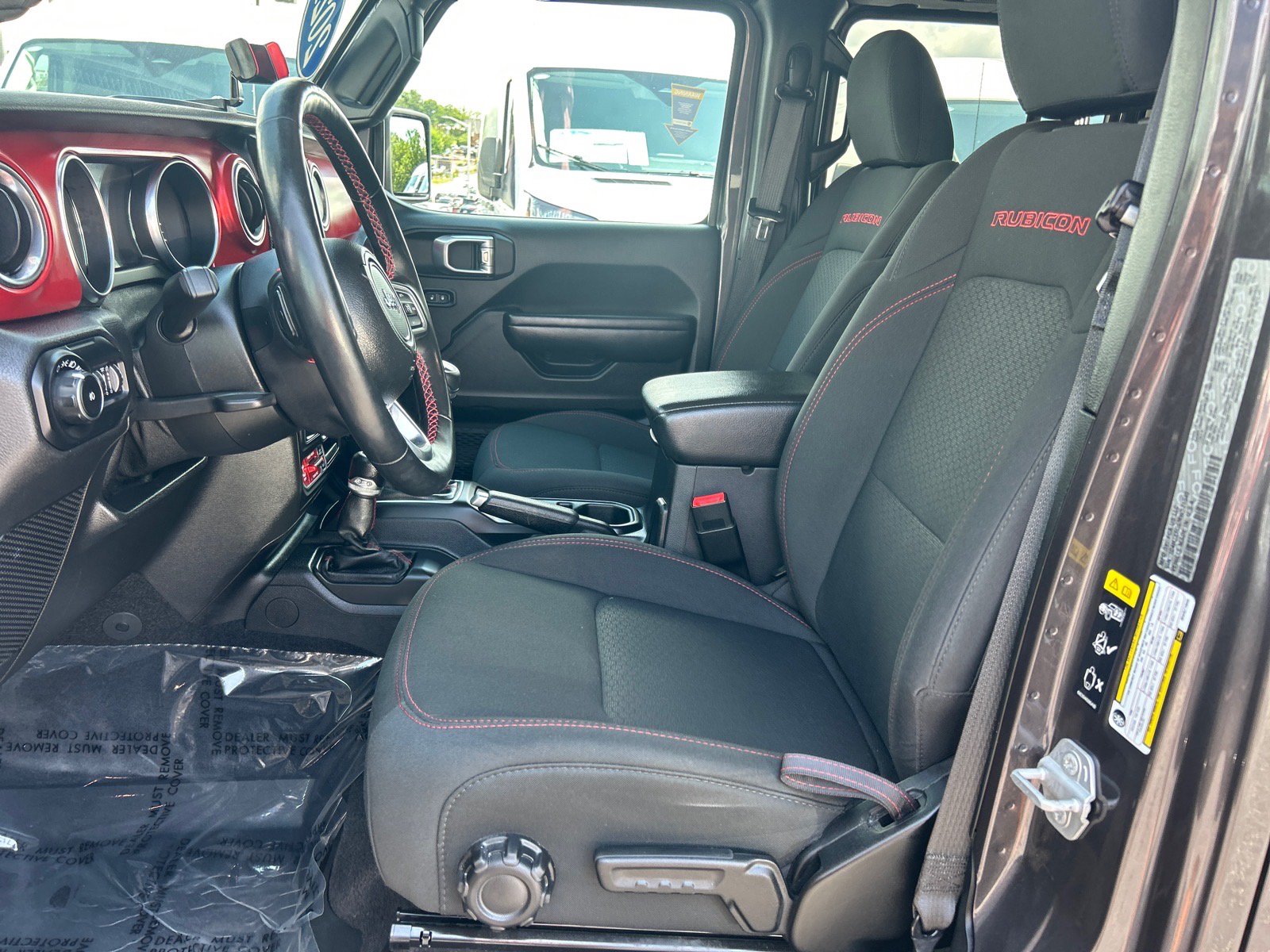 Used 2021 Jeep Wrangler Unlimited Rubicon AWD/4WD image 8
