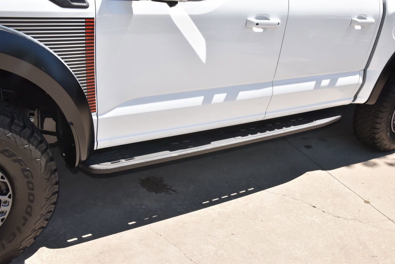 Certified 2025 Ford F150 Raptor w/ Equipment Group 803A Raptor R AWD/4WD image 5