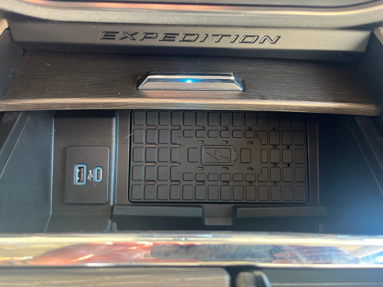 Certified 2024 Ford Expedition Max Limited AWD/4WD image 29