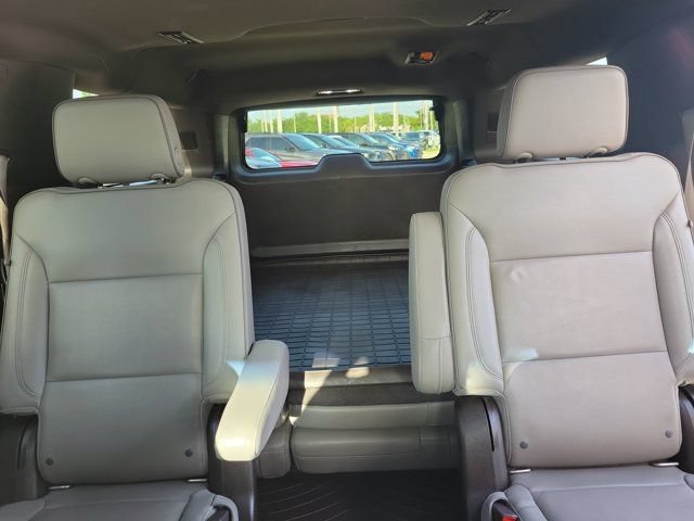 Used 2021 GMC Yukon XL SLT w/ SLT Premium Package RWD image 22