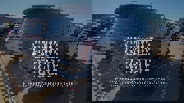 Used 2021 Chevrolet Suburban Z71 w/ Rear Media and Nav Package image 3