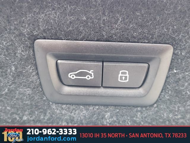Used 2023 BMW 540i w/ M Sport Package RWD image 31