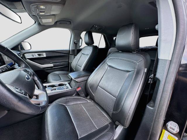 Certified 2022 Ford Explorer Limited AWD/4WD image 18