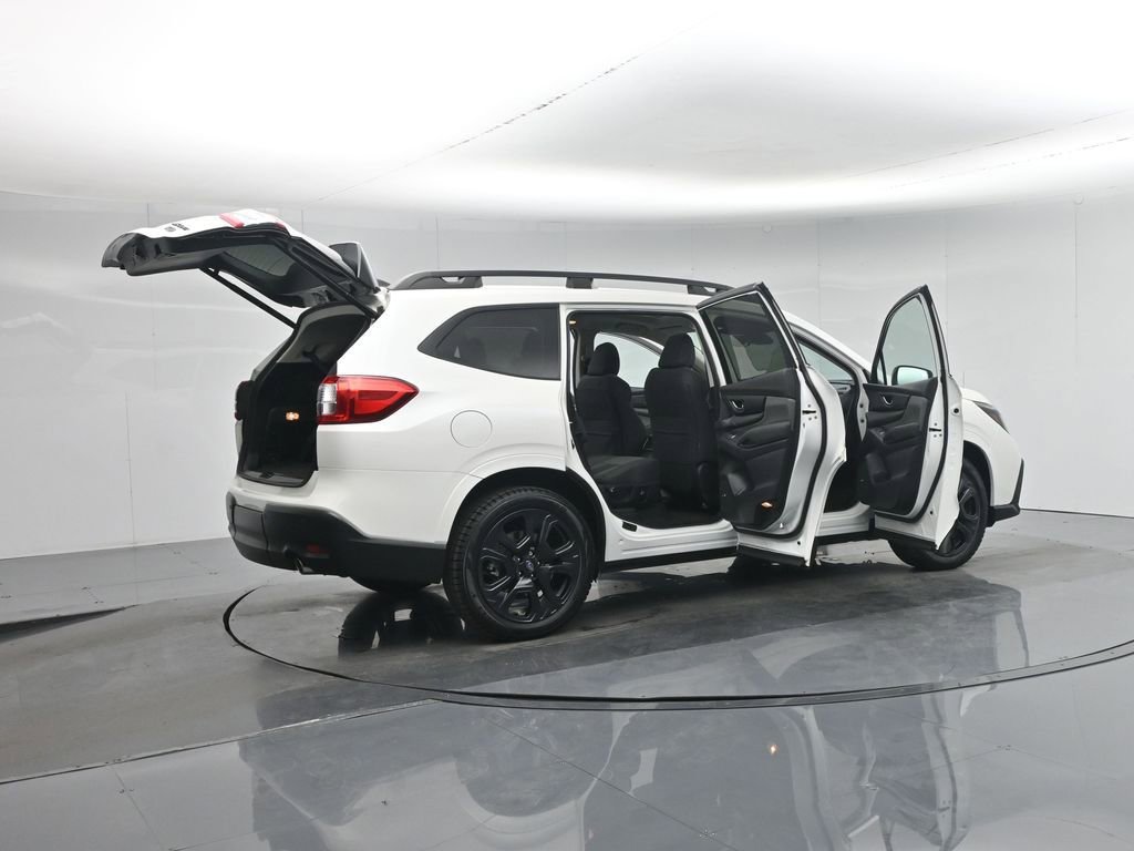 Used 2023 Subaru Ascent Onyx Edition Limited image 5