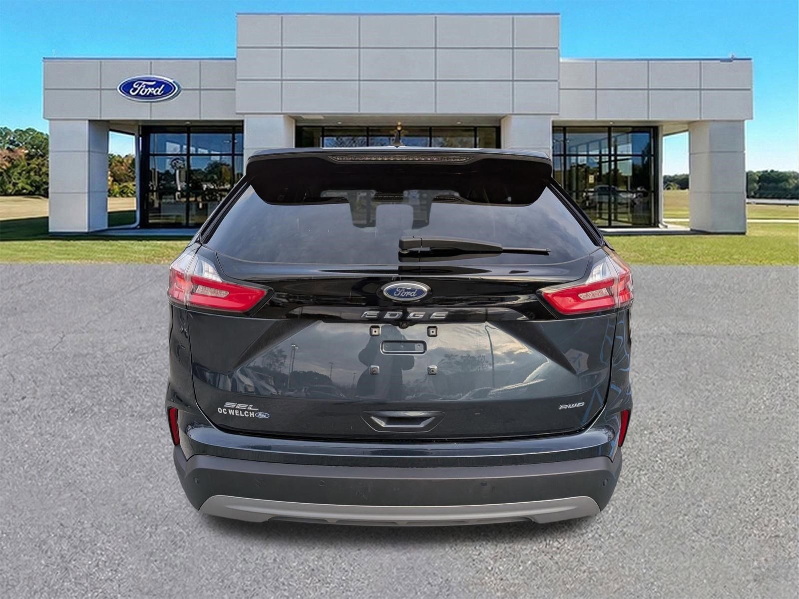 Certified 2022 Ford Edge SEL w/ Convenience Package image 4