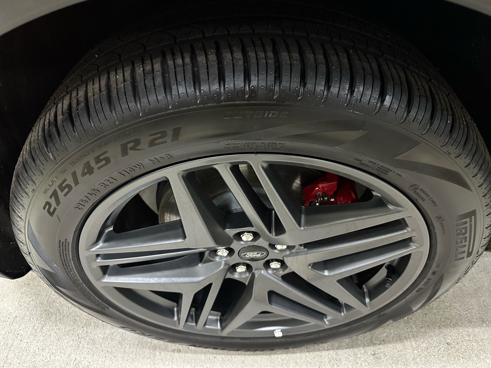 Certified 2025 Ford Explorer ST image 9