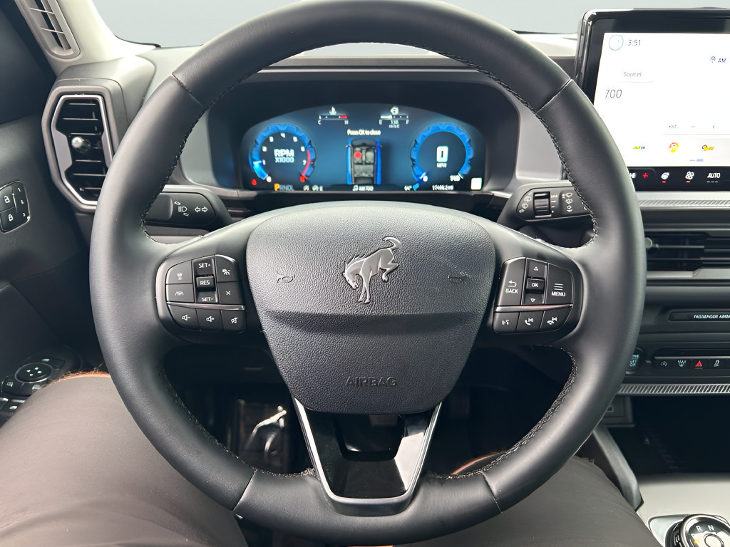 Certified 2025 Ford Bronco Sport Outer Banks w/ Outer Banks Tech Package+ AWD/4WD image 20