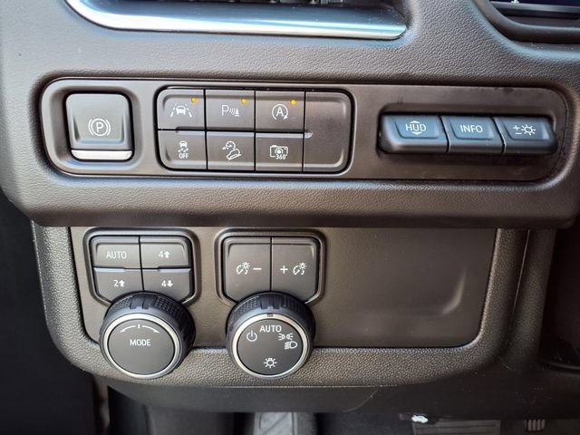 Used 2024 Chevrolet Suburban Premier w/ Premium Package 2 AWD/4WD image 13