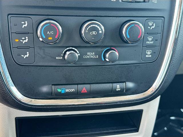 Used 2019 Dodge Grand Caravan SE w/ UConnect Hands-Free Group FWD image 13
