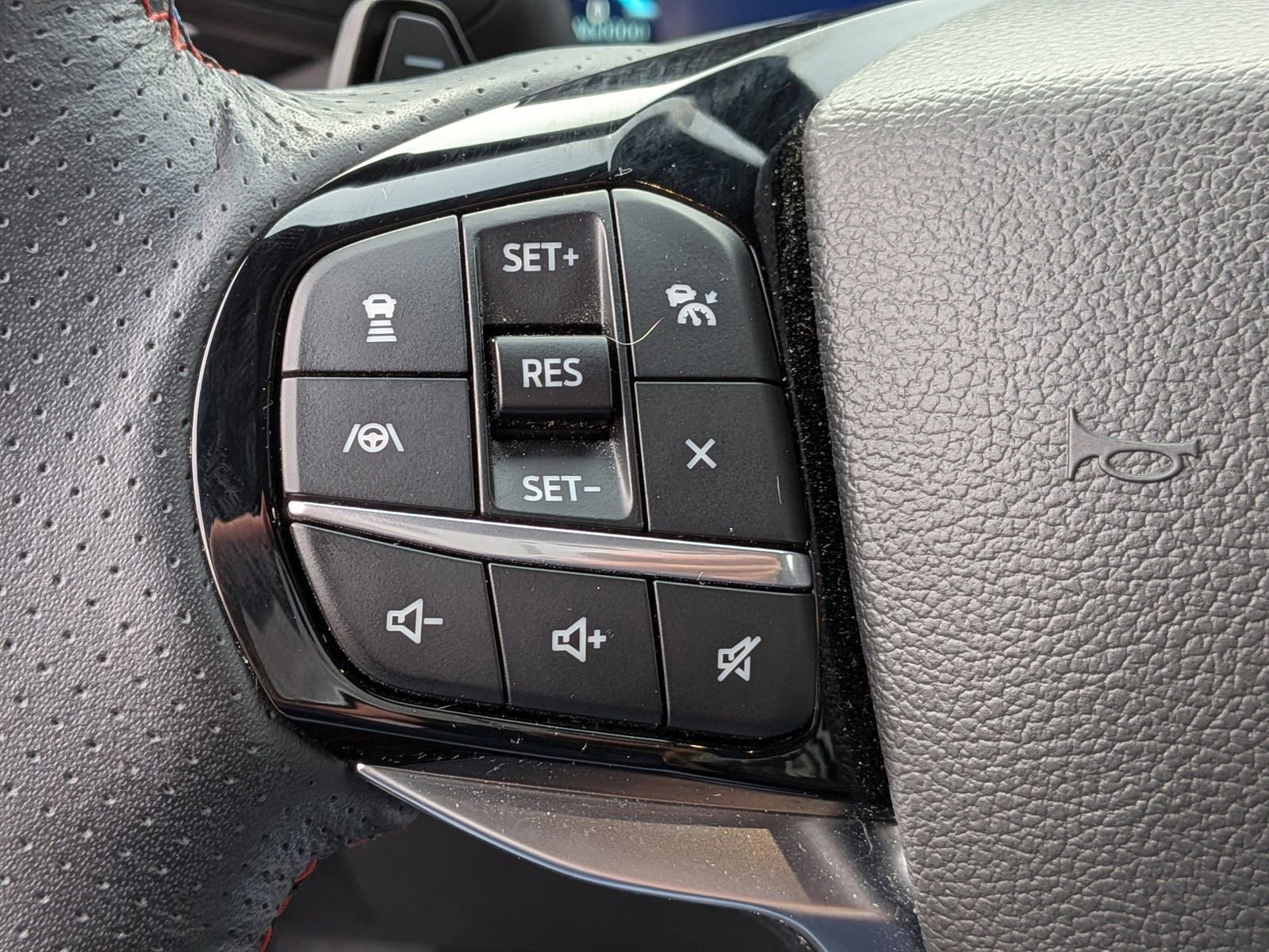 Certified 2023 Ford Explorer ST w/ Equipment Group 401A image 28