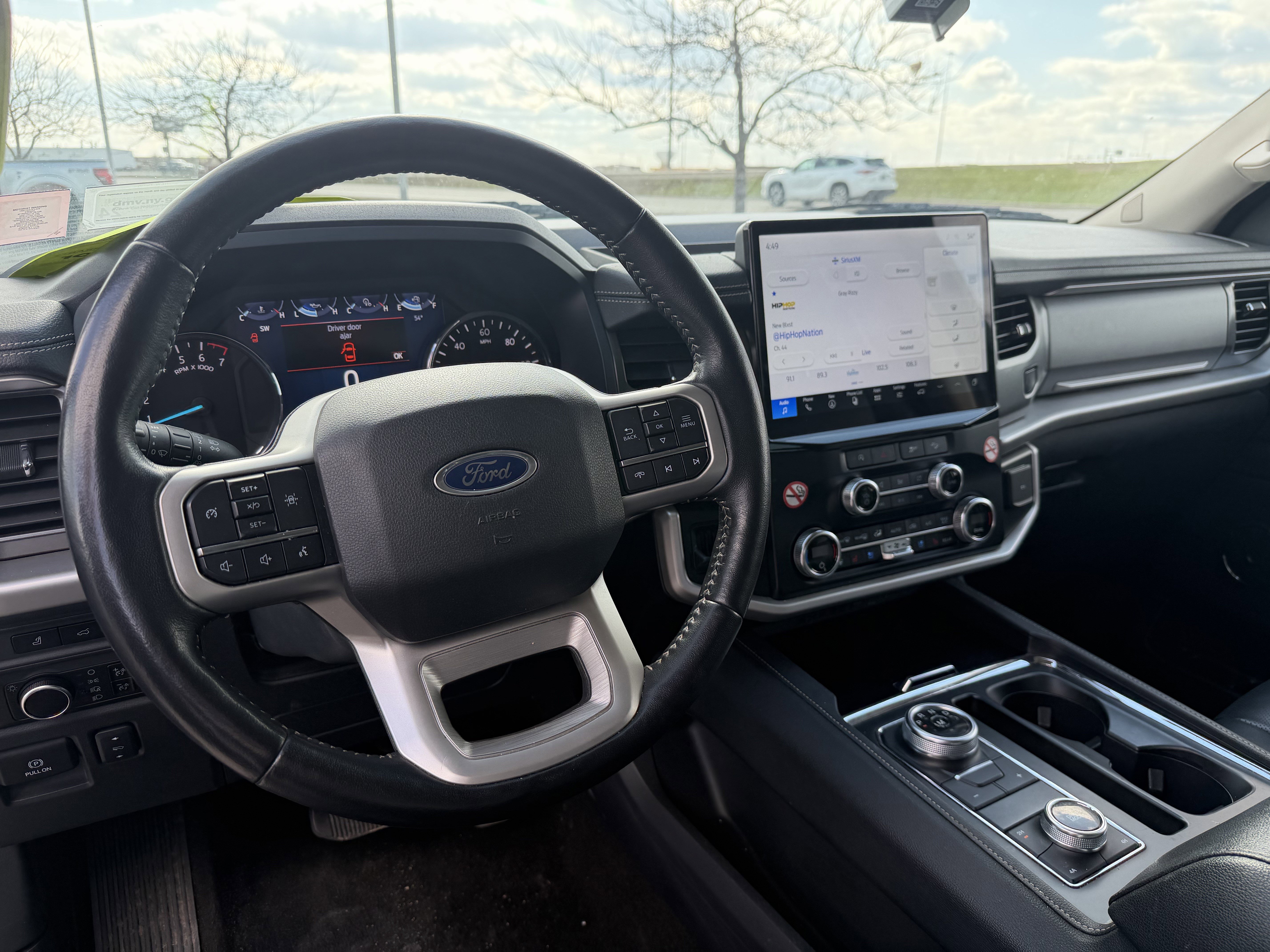 Certified 2024 Ford Expedition XLT AWD/4WD image 5