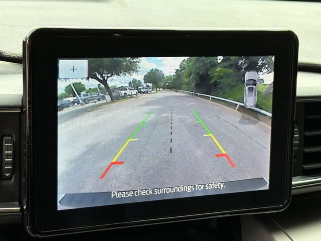 Certified 2022 Ford Explorer XLT w/ Equipment Group 202A RWD image 25