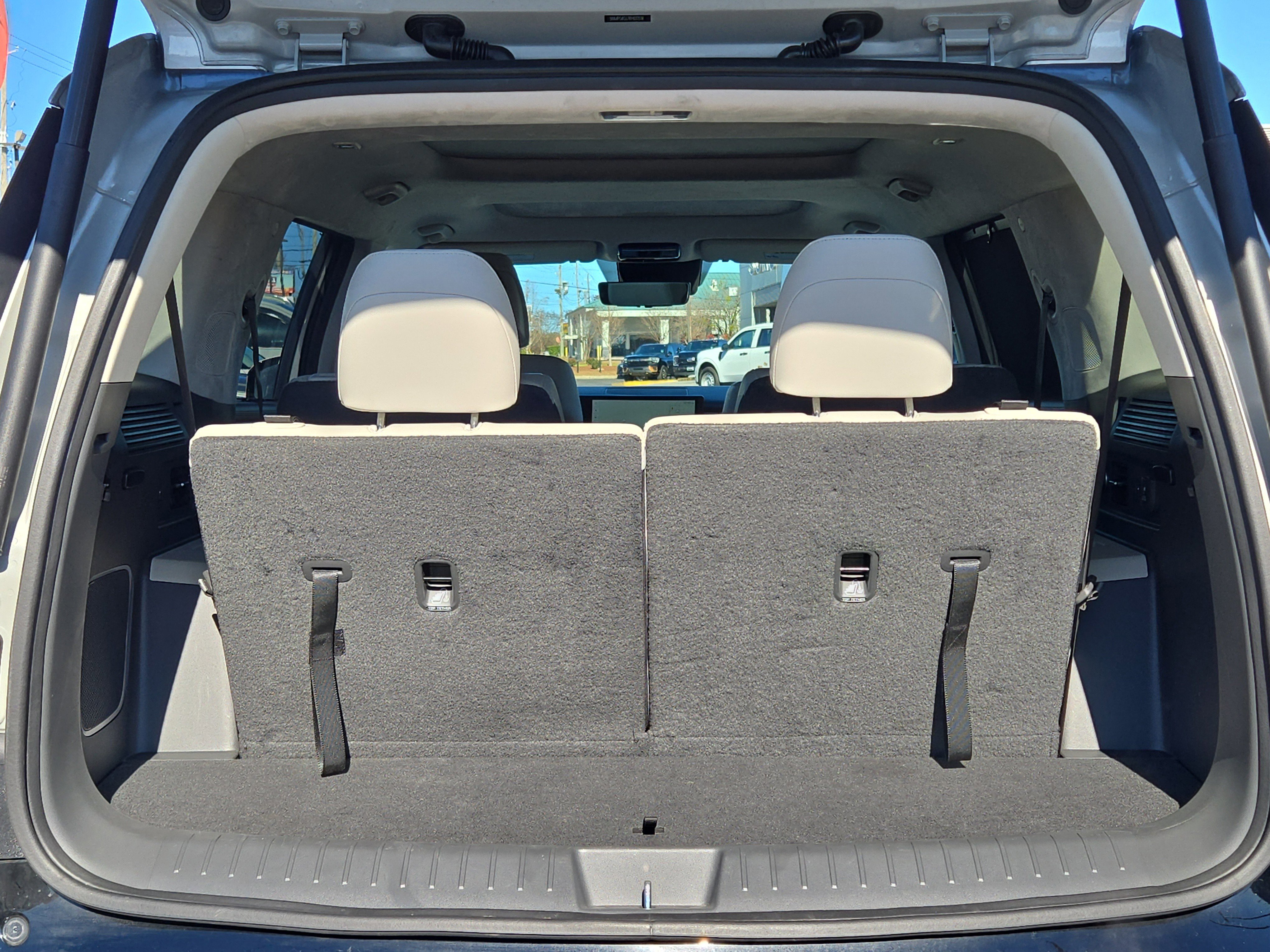 Used 2024 Hyundai Santa Fe Calligraphy image 13