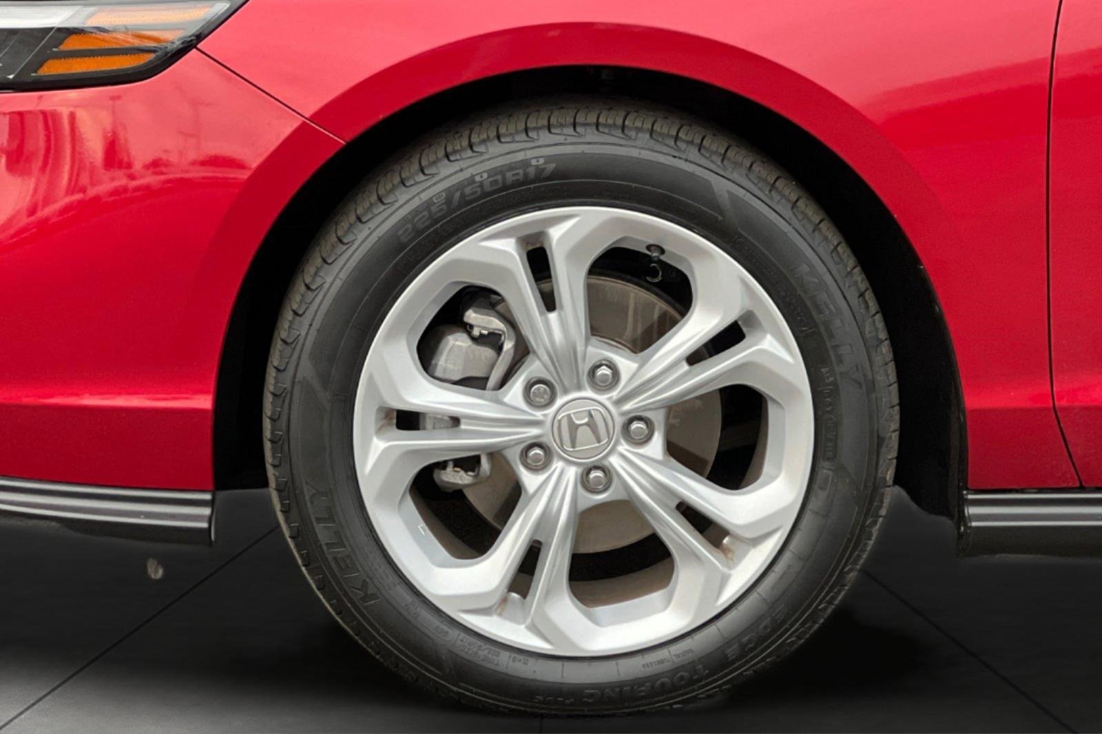 Used 2023 Honda Accord LX image 29