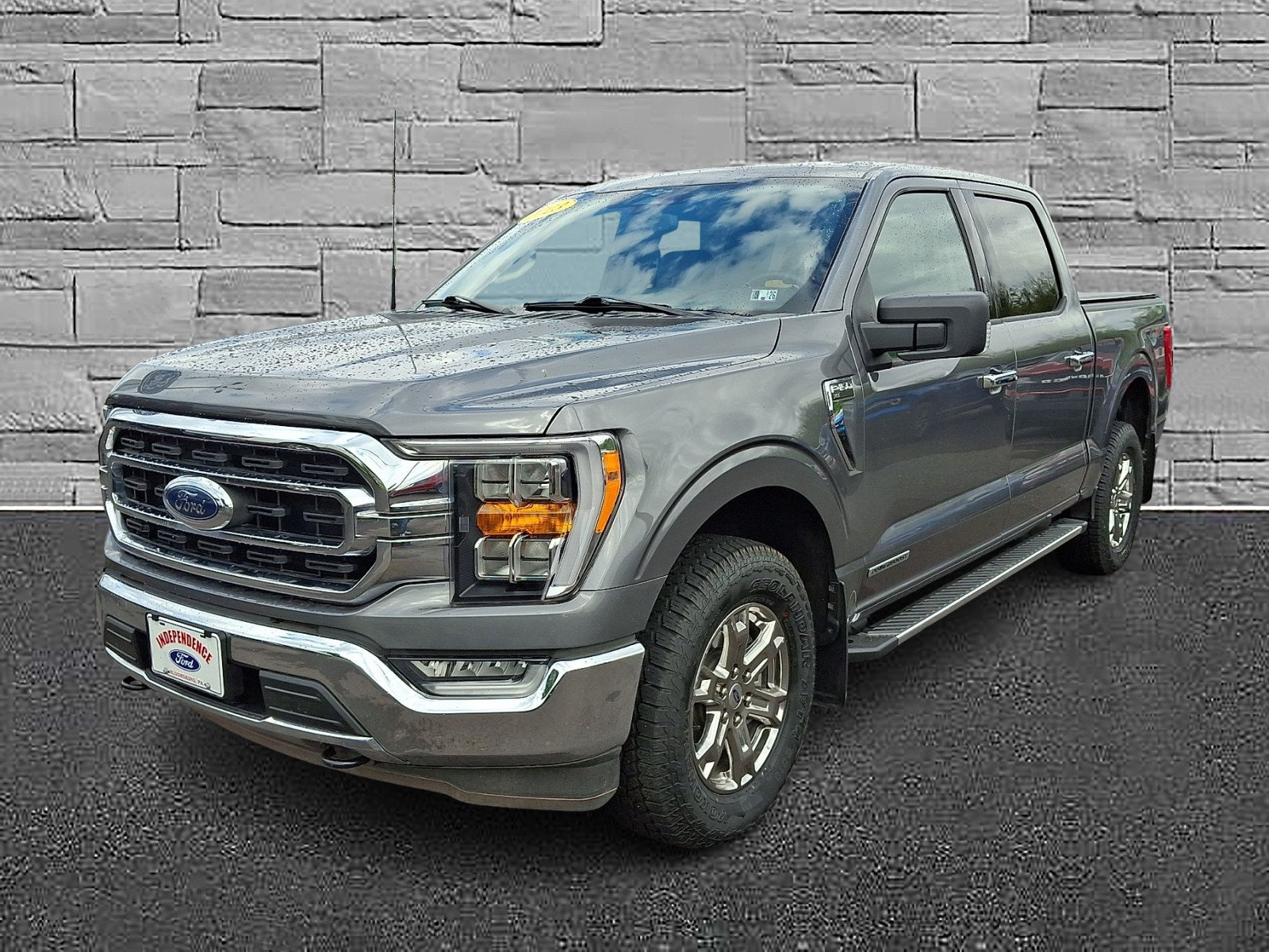 Certified 2023 Ford F150 XLT w/ Equipment Group 302A High AWD/4WD image 4