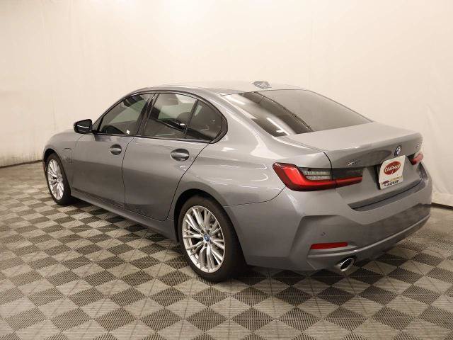 Used 2023 BMW 330e xDrive w/ Premium Package AWD/4WD image 15