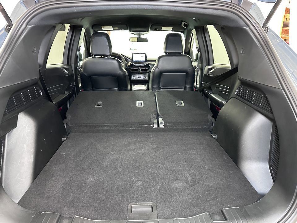 Certified 2025 Ford Escape ST-Line image 19